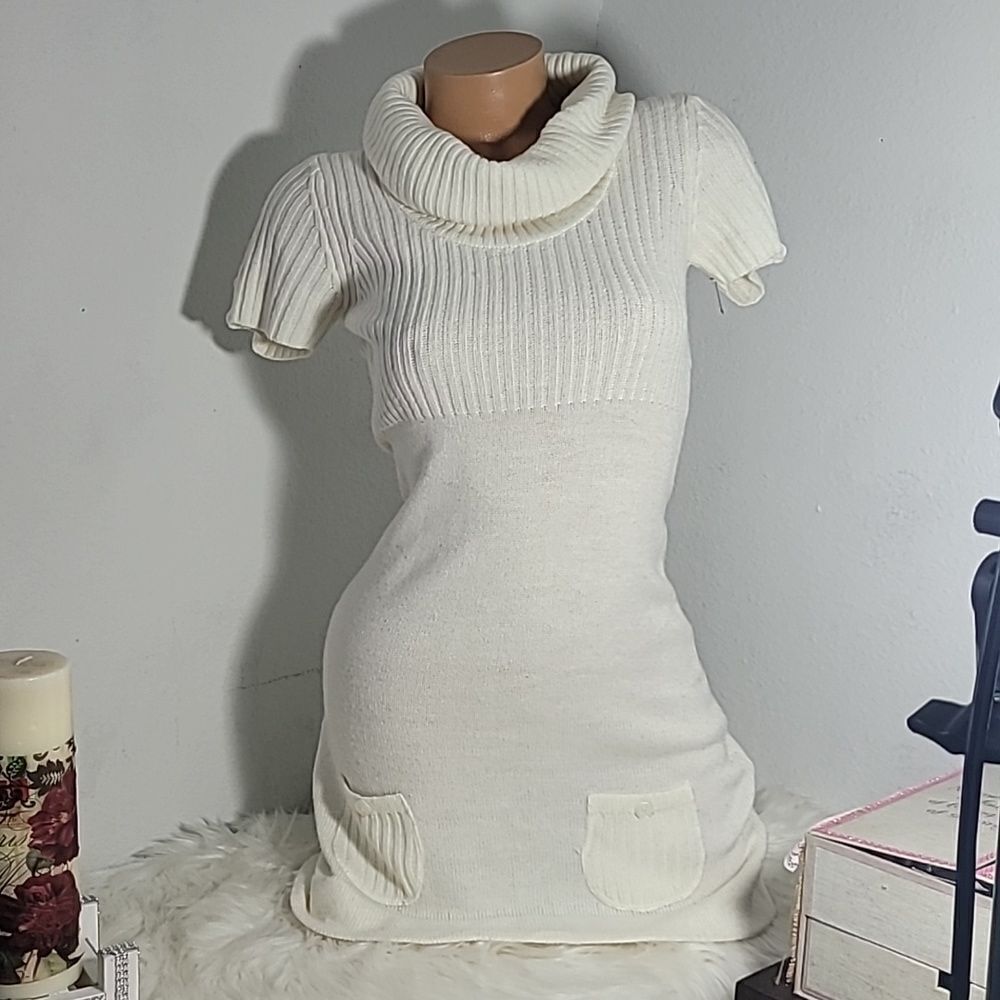 1691 DEREK HEART sweater off shoulder Cream Size M